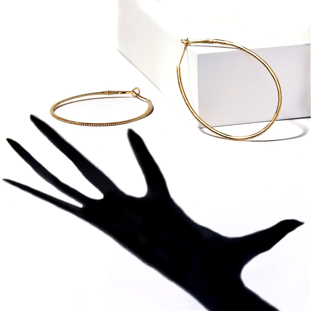 Midas Touch.
Celebrates golden memories with signature jewelry from Shari's Place.
.
.
.
.
.
.
#jewellery #jewelry #fashion #earrings #accessories #necklace #handmade #gold #love #silver #style #jewels #ring #rings #jewelrydesigner #diamond #handmadejewelry #jewelrydesign