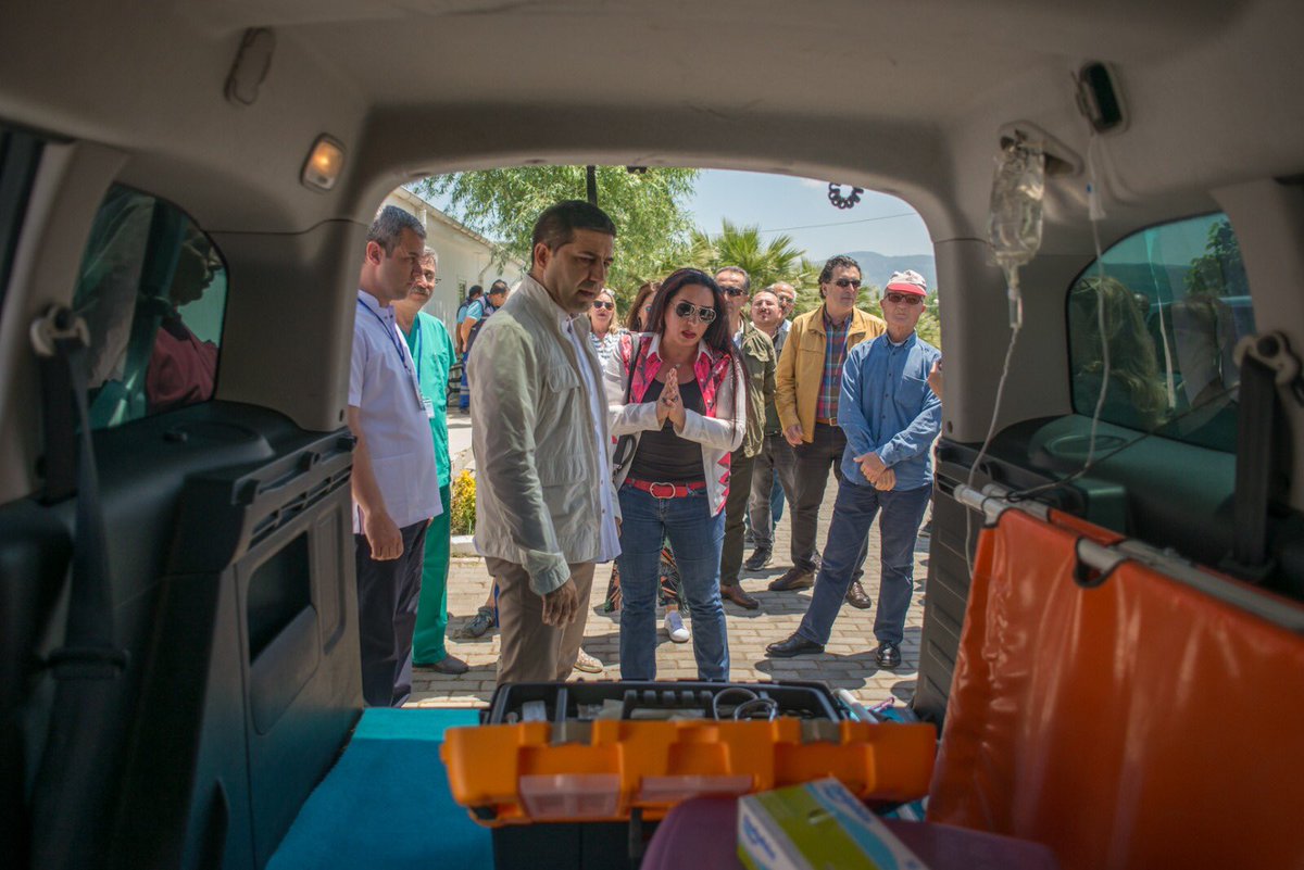 Yaşam alanlarımızı paylaştığımız her candan sorumluyuz. Hayatımızın her alanında olan dostlarımızın ilk yardım müdahale ihtiyaçları için bugün itibariyle hayvan ambulansımızı faaliyete geçirdik.