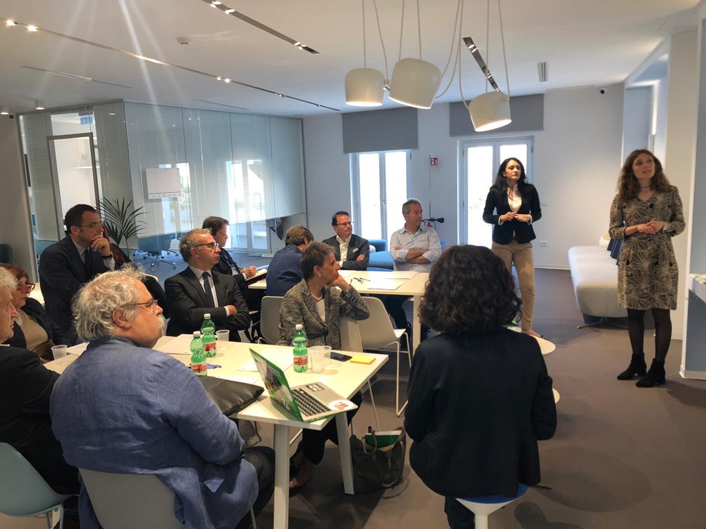 LabGov's tweet photo. La best practice #LUISSGreenMobility raccontata a #Capri durante il Forum su Infrastrutture #Sostenibili e #Innovative.                                                    ♻️🔋                                                          @UniLUISS x #SustainableInnovation https://t.co/8rvGI1kySo