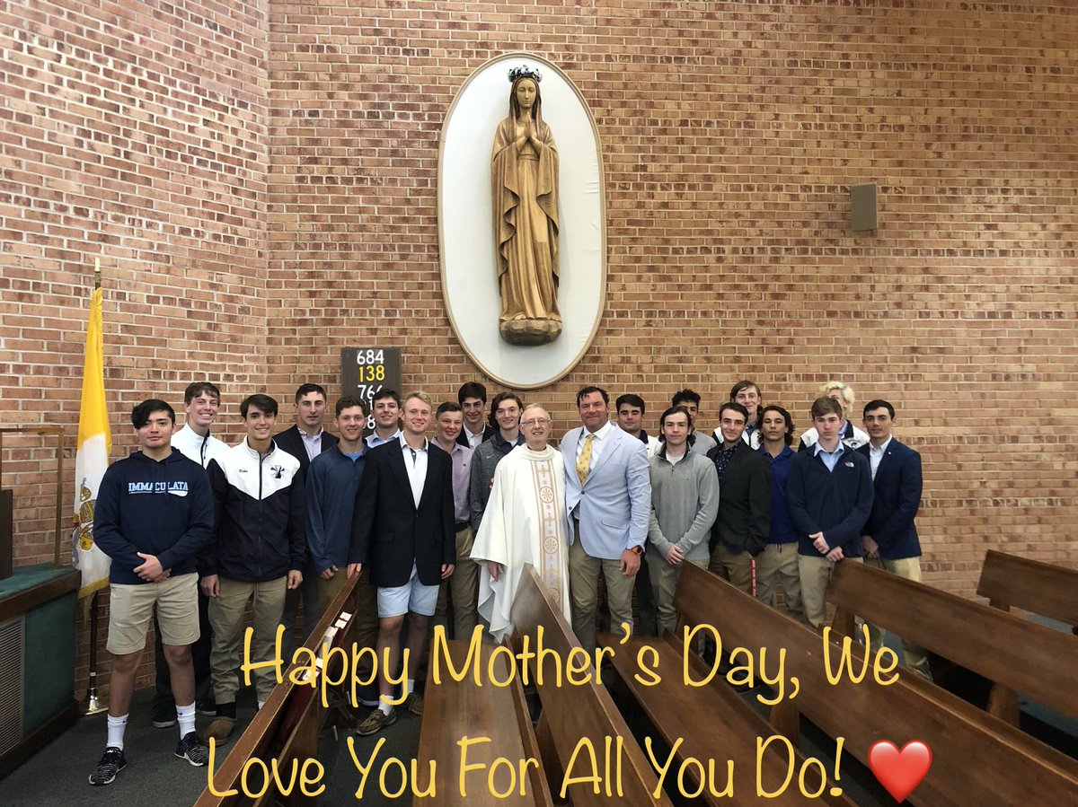 LataLacrosse's tweet photo. Happy Mother’s Day to all the Moms that are out there.  We are very grateful and thankful for all that you do.  We wouldn’t be who or where we are without you!!! I DTEANNTA A CHÉILE “Together as One”🇮🇪 #FAMILY 💡#StudentAthlete #SpartanPride @IHSSpartans @SpartanNation15 https://t.co/qY62nReBoh