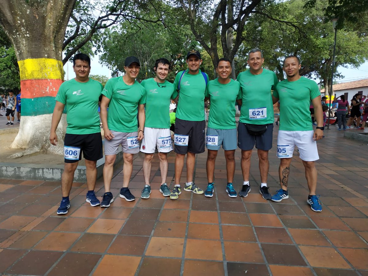 Leinho_Sepu's tweet photo. Hoy el #TeamCemex @CEMEX_Colombia #Fit4Life en el Trail Villa Histórica - Villa del Rosario, último desafío antes de la @MMCucuta https://t.co/GRLTxKBJOb
