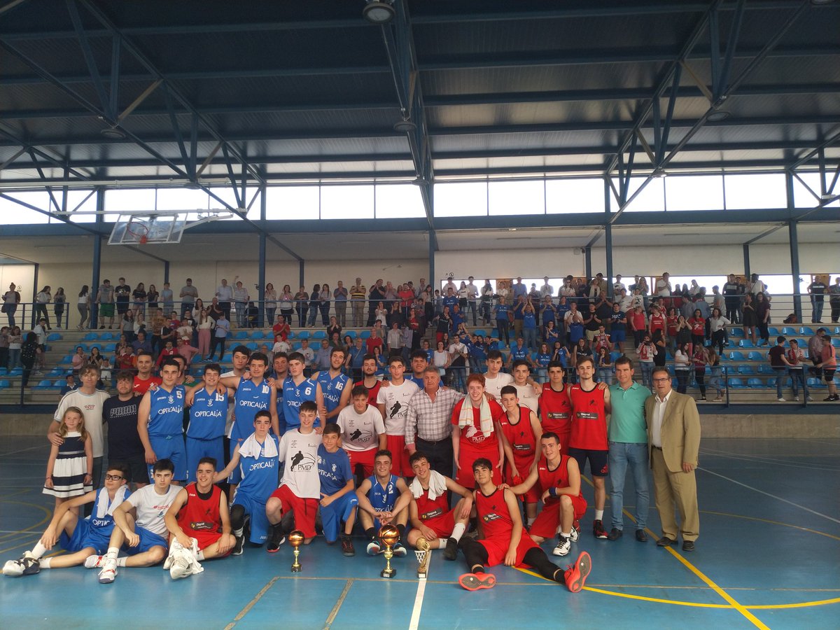 Finaliza esta gran fase con la entrega de premios al campeón y subcampeón. ¡Enhorabuena al <a href="/PMD_MEsteban/">PMD Miguel Esteban</a>!