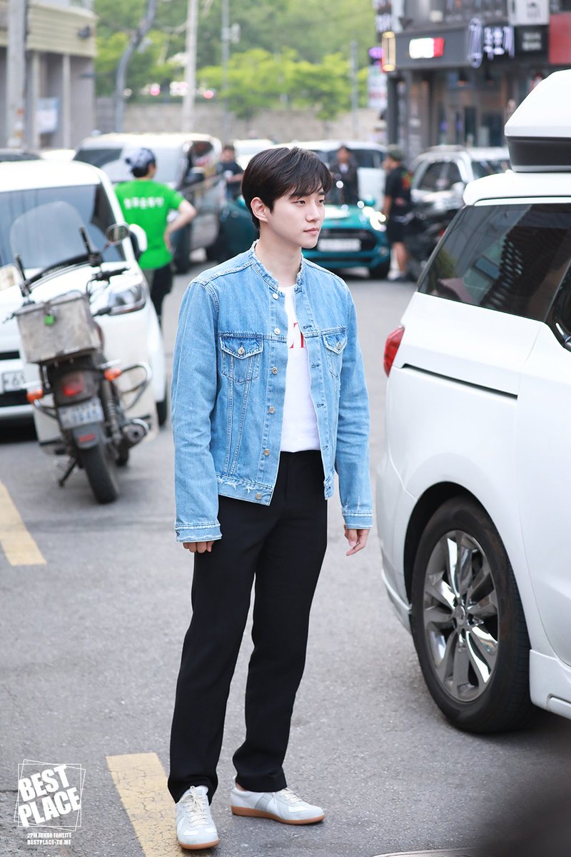 June54757142's tweet photo. ๐๐๐
#how #theeternalquestion
#์ด์คํธ #Junho https://t.co/CVtW5aFM12