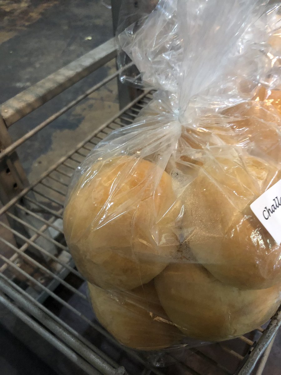 ProfPamMetzger's tweet image. Nope. But it  was a nice thought. #ChallahFail