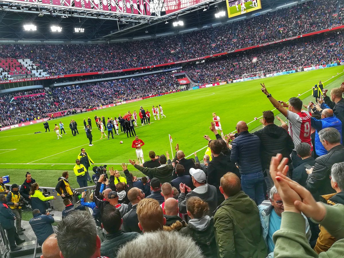 FotovanBakel's tweet photo. Officieus kampioen! ❌❌❌
De schaal komt weer naar Mokum!

Een mix van gevoelens. Vreugde en toch nog de pest in hebben van missen #UCL finale. 

#Ajax #weneedtopakschaal #020inbeeld #Mokum #Amsterdam https://t.co/0aV9xLWlVf