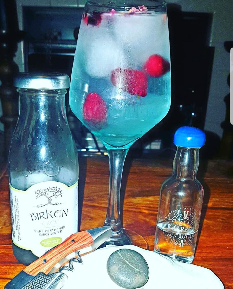 Today's Gin Alphabet is is U and V as I totally forgot to do it yesterday. I cannot think of any U gins but one my favourite V gins is <a href="/BlackfordDistil/">Blackford Distillery</a> Vespiris Pictish Gin which the distinctive flavour profile of Pictish Heather Mead.
What are your favourite U and V Gins?