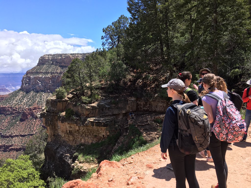 UNLGeography's tweet photo. 2019 #Geography #FieldTour

Day 6 (one of many tweets)

Grand Canyon https://t.co/9nul0eKXvh