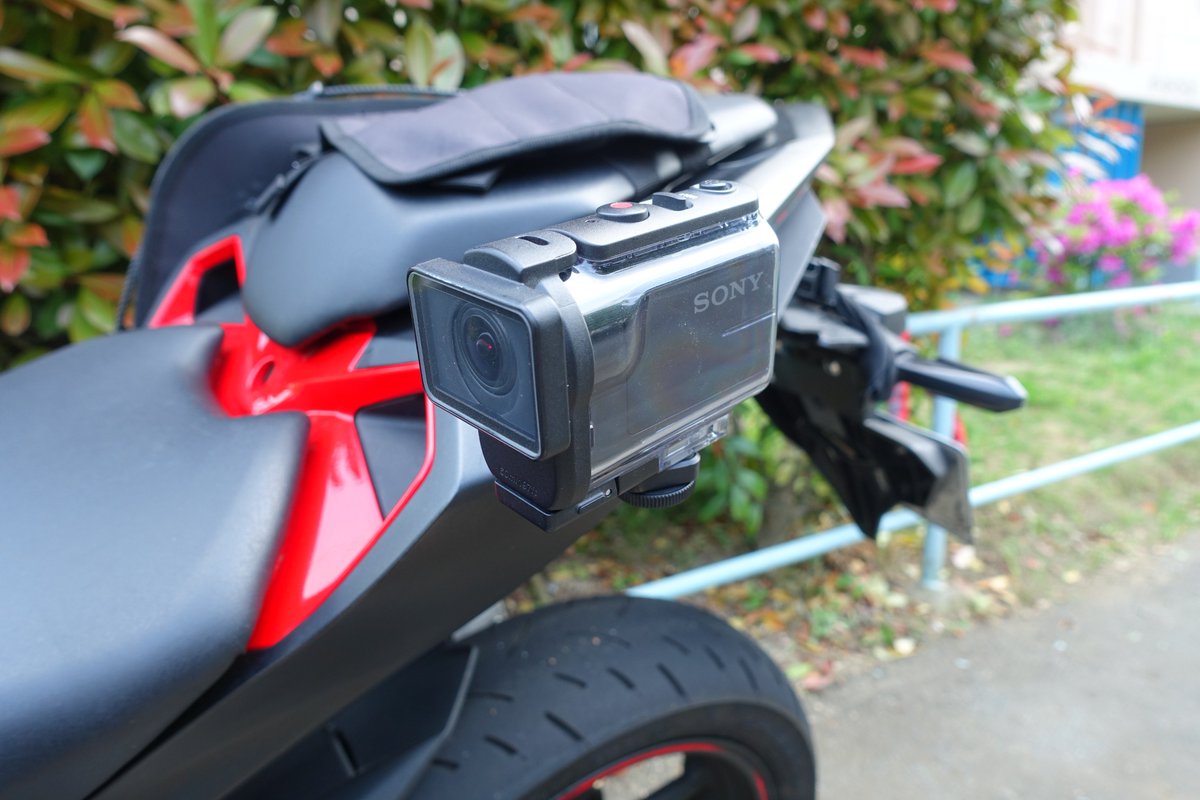 toro8's tweet image. アクションカムはSONYの #AS50
ヘルメット用のアタッチメントを流用して取り付けていますΣヾ(´¬｀*)ﾐ
