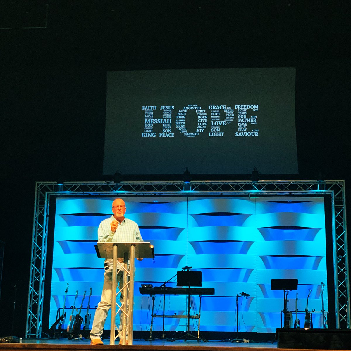 CMC_HS's tweet photo. God brings hope to us all!
“Return to your fortress, you prisoners of hope; even now I announce that I will restore twice as much to you.”
Zechariah 9:12 https://t.co/jMeBNq6cUO