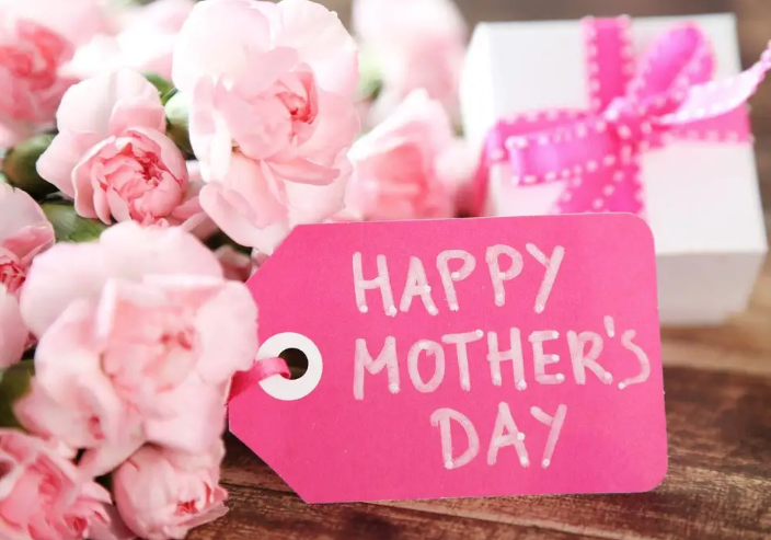 thebakstroke's tweet photo. Hope all of you moms have a great day today!! #MothersDay #mom #MothersDay2019 https://t.co/5cuYW3J6jx
