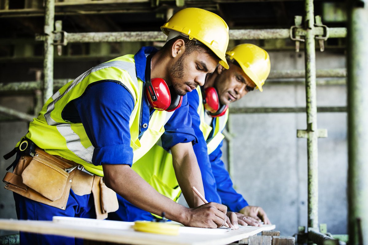 Well-trained, motivated building safety professionals are key to creating and maintaining a successful built environment. Week two of Building Safety Month focuses on the importance of training and professional development: bit.ly/2YhQI4U #buildingsafety365