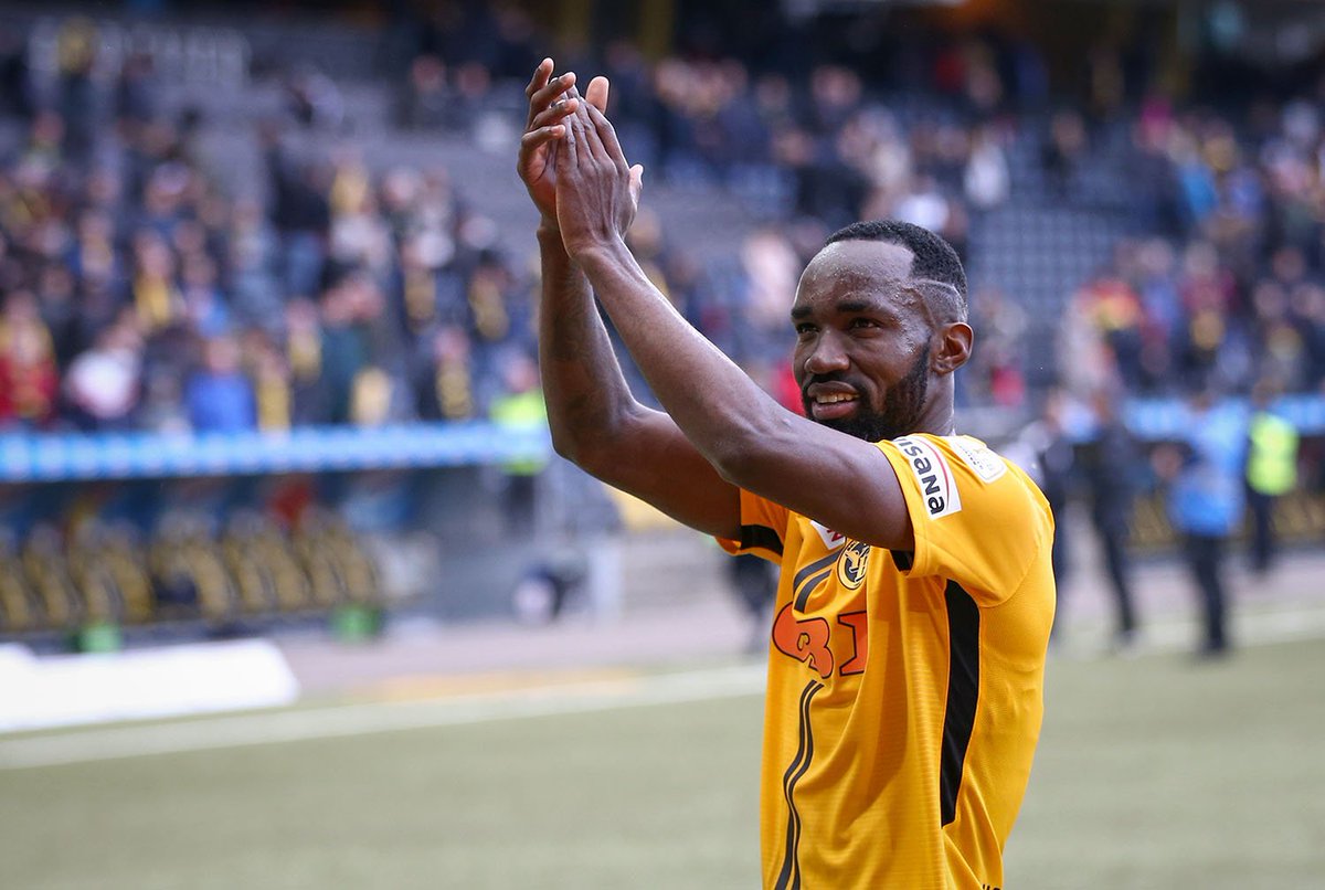 BSC_YB's tweet photo. Hier ist die Fotogalerie zum Spiel YB - Basel (3:1) 💛🖤🏆
👉 https://t.co/nuYwgqkE1u
#BSCYB #YBFCB #BFOREVER #YBMEISTER2019 https://t.co/kCtf2pBNiC