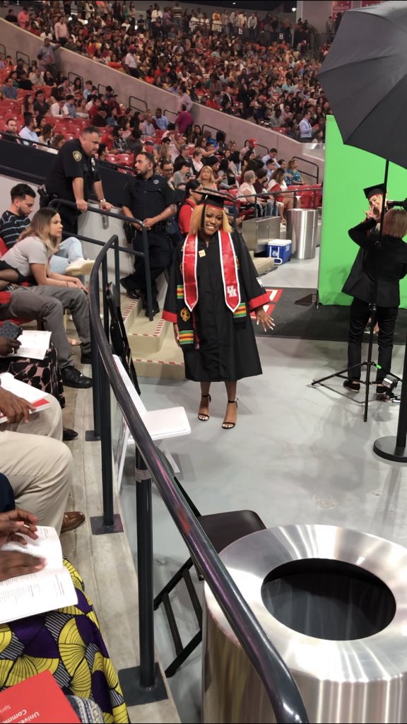CarlaMichelleW's tweet photo. AND THEIR OFF! 😭
Both of you have been such amazing friends, and I’m so proud to have seen you guys walk today! Now the real journey begins! 💛💛💛 
#OffToDoGREATThings 
#CongratsGrads
#GoCoogs https://t.co/2W8ZomR39Q