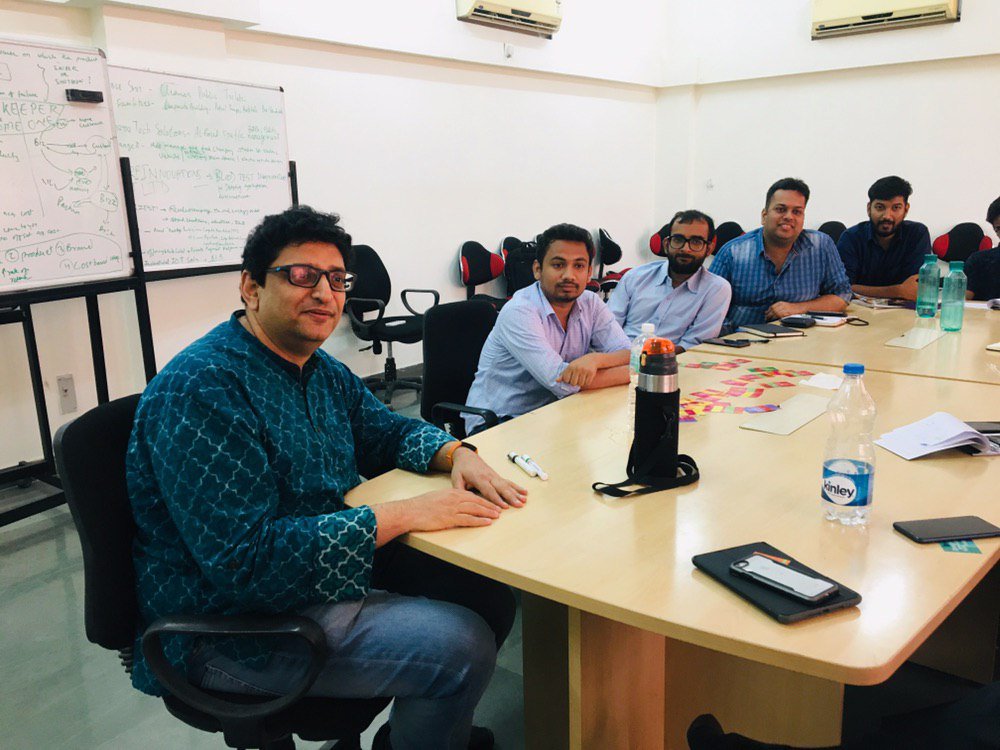 niyambhushan's tweet photo. #IIT Roorkee. Mentoring startups in #IoT #MedTech #Fintech #CleanTech. In their TIDES Accelerator Program - TAP. At their centre in Greater NOIDA. A few #innovative breakthroughs for them using #Designthinking and #UX #Design. So much for a lazy Sunday https://t.co/LmeDNGrLep