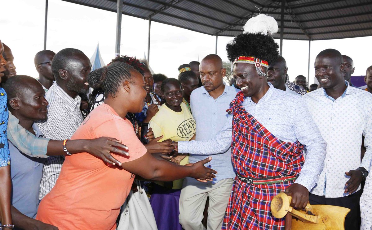 WilliamsRuto's tweet photo. Let's work together, demonstrate leadership, unity of purpose and give prominence to service delivery for the benefit of the people. https://t.co/1S6ejmxXyz