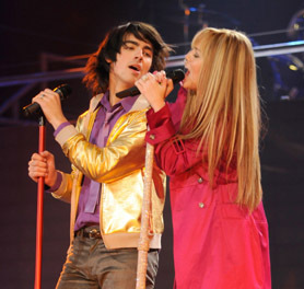 milesangels's tweet image. we stan this friendhsip