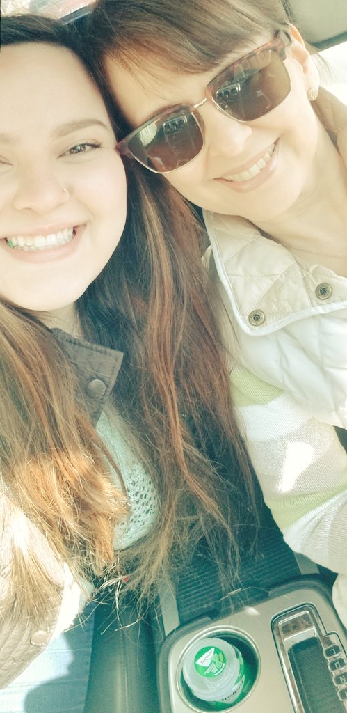 feerayro's tweet photo. I love you with my whole entire being. I hope God gives me enough life to give you back as much of what you've given me. You're my bestfriend, I love you momma bear❤ #MothersDay https://t.co/D44WiixEcp