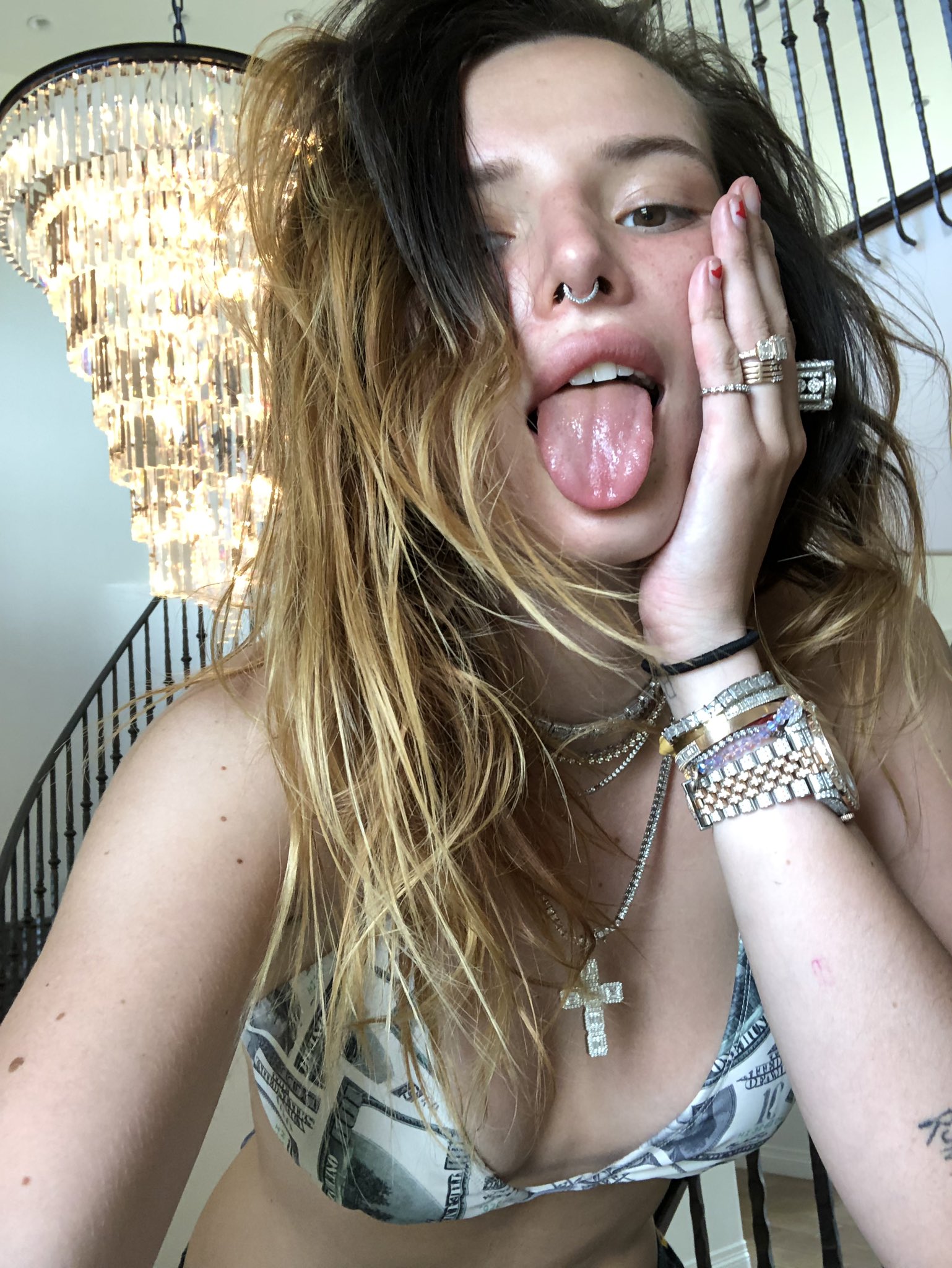 BITCHIMBELLATHORNE on X: 👅👅👅👅👅👅 t.coa8DhHMl0iY  X