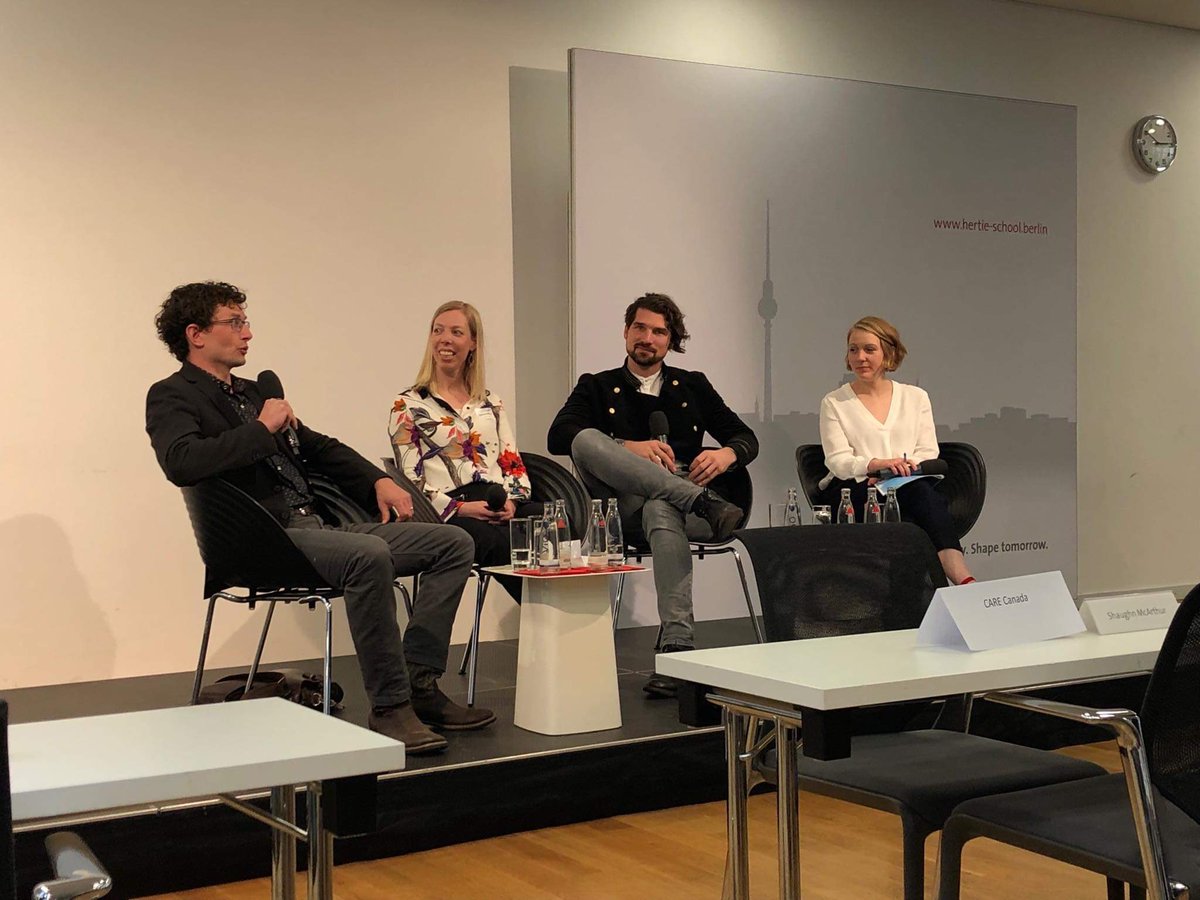 ShaughnMcArthur's tweet photo. What a joy! Sharing @carecanada advocacy strategies and successes with @thehertieschool students and alumni. #HertieLove #CanAdapt https://t.co/juS5uHVP53