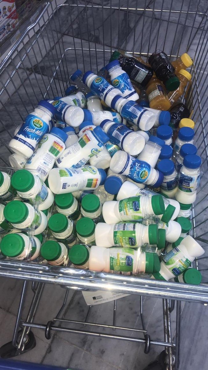 faz3avta's tweet photo. قام عدد من أعضاء / عضوات فريق فزعة التطوعي بالمساهمة لإفطار الصائمين وذلك يوم الأحد الموافق ٧/ ٩ /١٤٤٠ هـ ، جزاهم الله خير الجزاء https://t.co/QqlNiPkvWU