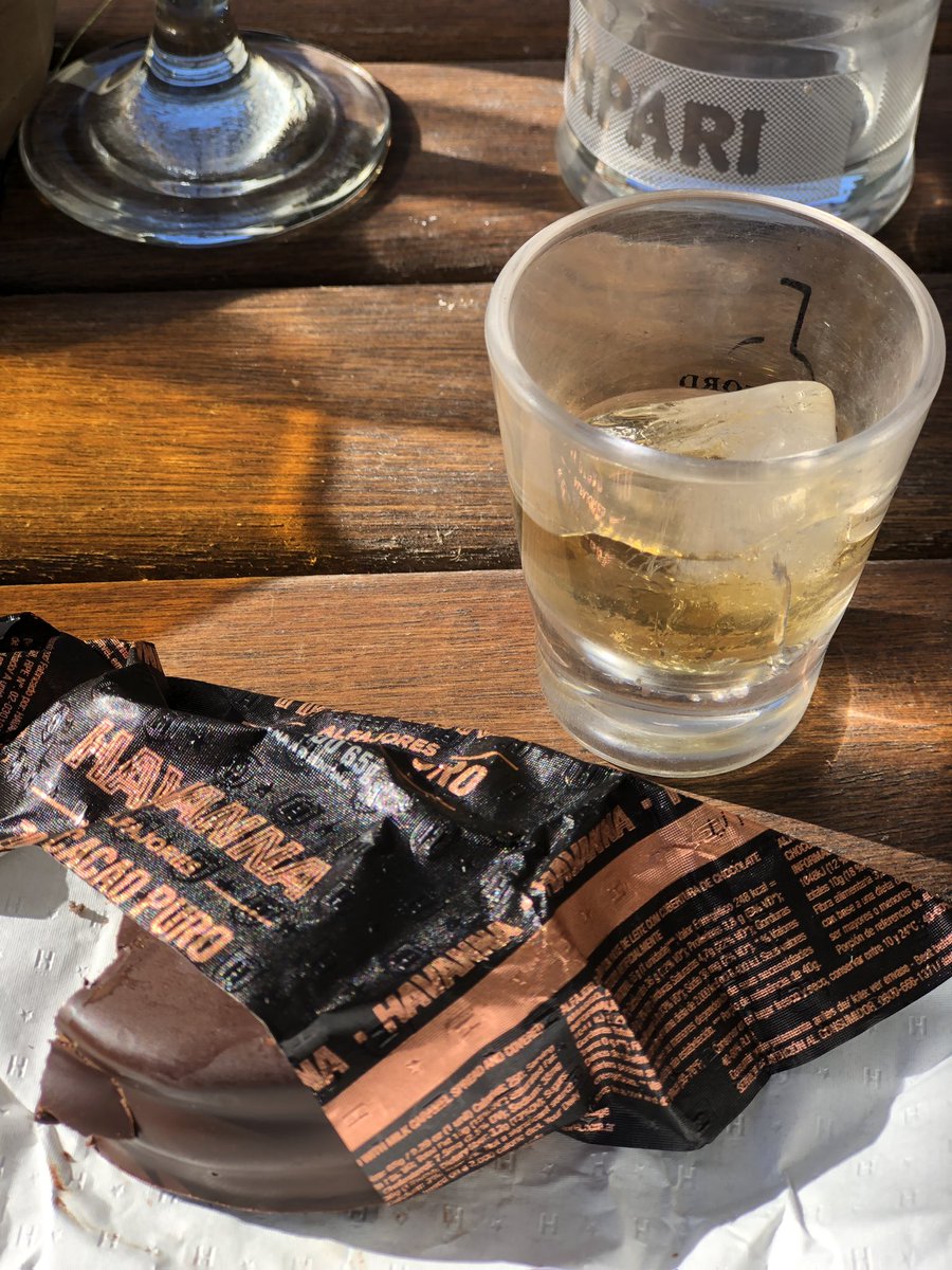 mariamobiliaok's tweet photo. #Postreando con bourbon. https://t.co/UU2BzE7szJ