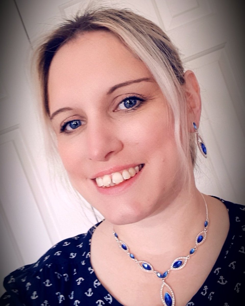 dobbs_rebecca's tweet photo. Going blue for ME/CFS awareness.. blue top & blue jewellery..π.. #cfswarrior #cfsme #CFS #blue #meawarenessmonth #bluesunday2019 #goblue4me #chronicillness #invisibleillness #chronicfatiguesyndrome #MEAwarenessWeek #MEAW2019 #MEawarenessDay #MillionsMissing https://t.co/6clbY5NSA4