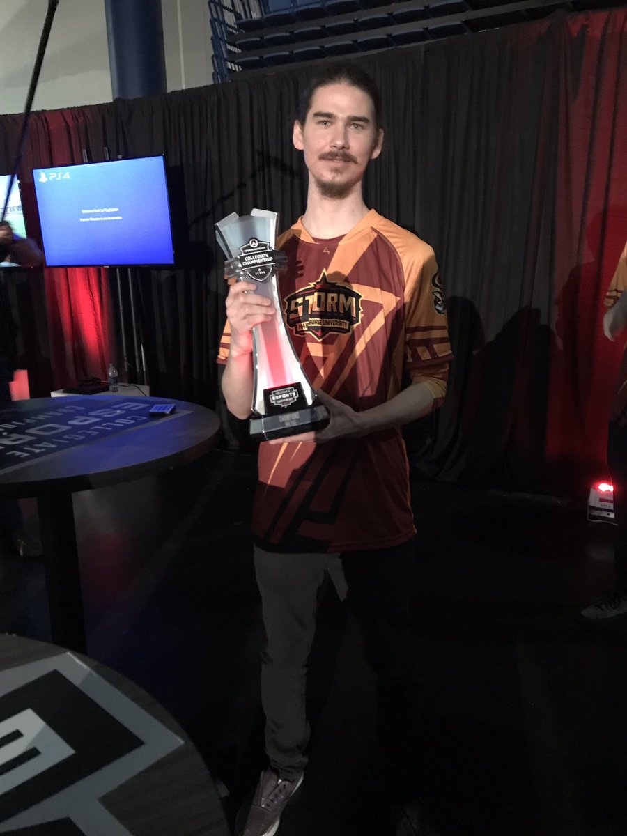 owhobbs's tweet photo. @HUStormesports brings the trophy home ggs to every team at the houston event https://t.co/2s3K7yz6WF