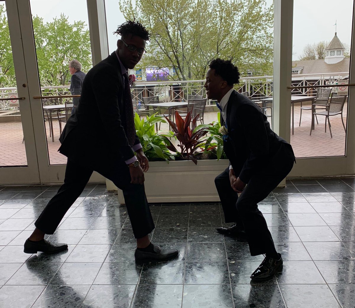 BAGFAM84's tweet image. Definitely 2k19 prom was lit 🤝🤝