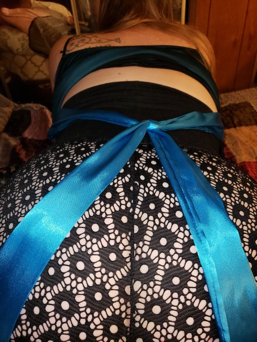 My mother's day present from my baby doll. Mistress loves that ass baby https://t.co/6C8oK34raC