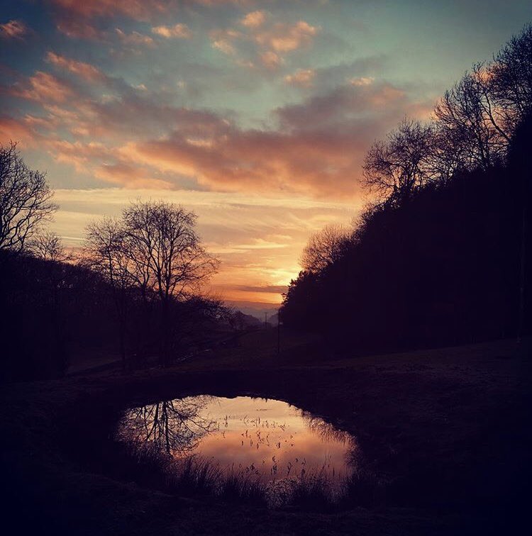 Beautiful views 🧡🧡
•
•
•
•
•
#LogCabin #cabinlove #roomwithaview #holidaywales #farmstayuk #findyourepic #visitwales #farmgirl #wanderlust #beautifulwales #exploringwales #doyoutravel #romance #powys #escapethecity #workandtravel #selfsufficency #romantic