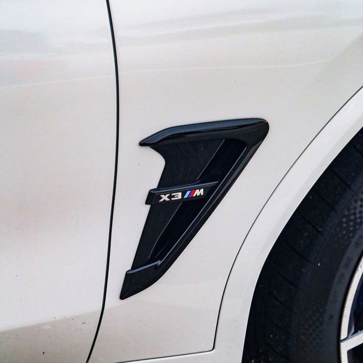 cars_pixels's tweet image. A detailed look at a German beast with the most powerful straight-six built in BMW US plant Spartanburg. 

The all-new BMW X3 ///M Competition.

📸 BMW NYC
