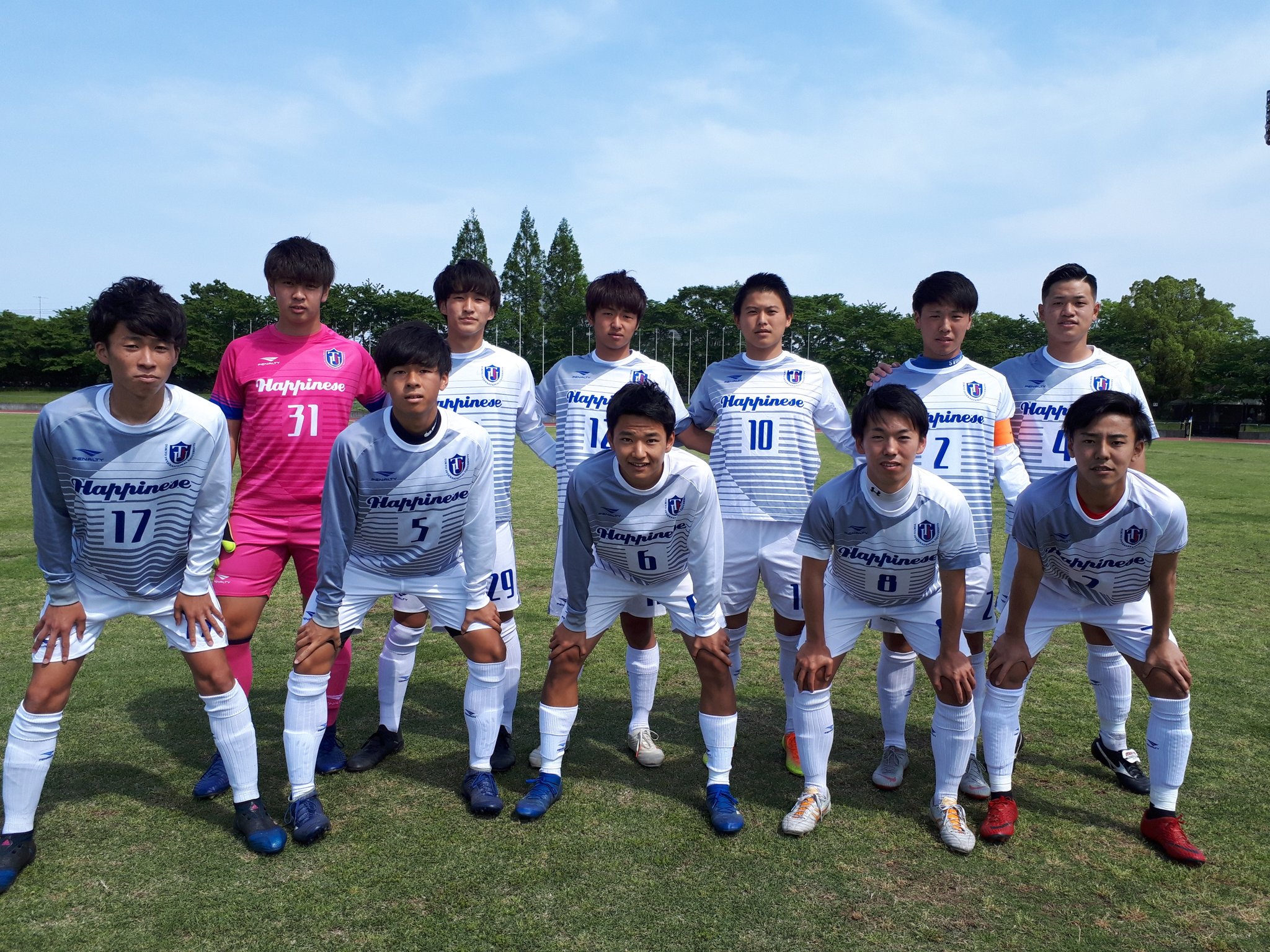 تويتر 東京国際大学体育会サッカー部 على تويتر 試合結果 19年 埼玉県社会人サッカー2部aリーグ 前期 第5節 Happiness 2 1 Cap鴻巣fc 得点者 アシスト 29 久保田 真央 8 山後 侑 9 岸谷 一磨 10 真髙 理玖 T Co Aez00o1qas