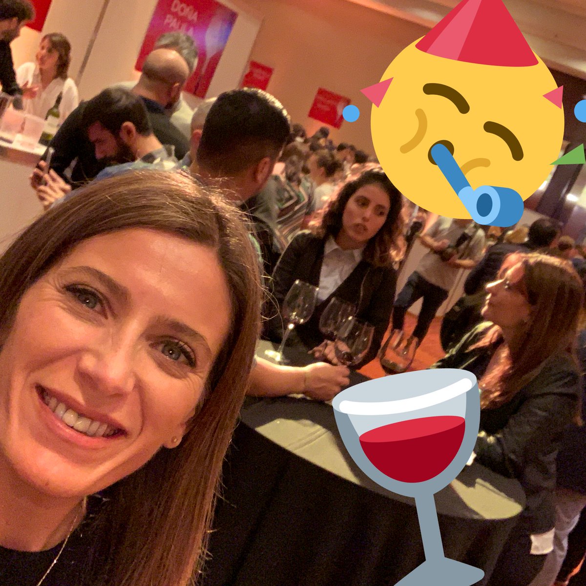 Emocionada y feliz!!. Hoy finaliza la 2a edición de <a href="/ALMAlbecFest/">ALMAlbec</a> Mucha gente hizo posible este exitoso ciclo que creamos con @leticiafragap  qué duro 3 semanas en #mendoza y 10 días en BsAs. GRACIAS EQUIPO! <a href="/martinboggio/">Martin Boggio</a> <a href="/silreusmann/">silvina reusmann 💚💚</a> <a href="/sorrelita/">Sorrel Moseley-Williams</a> Sabri Celi <a href="/AEHGAMendoza/">AEHGA Mendoza</a> <a href="/tebimza/">Tebi</a>