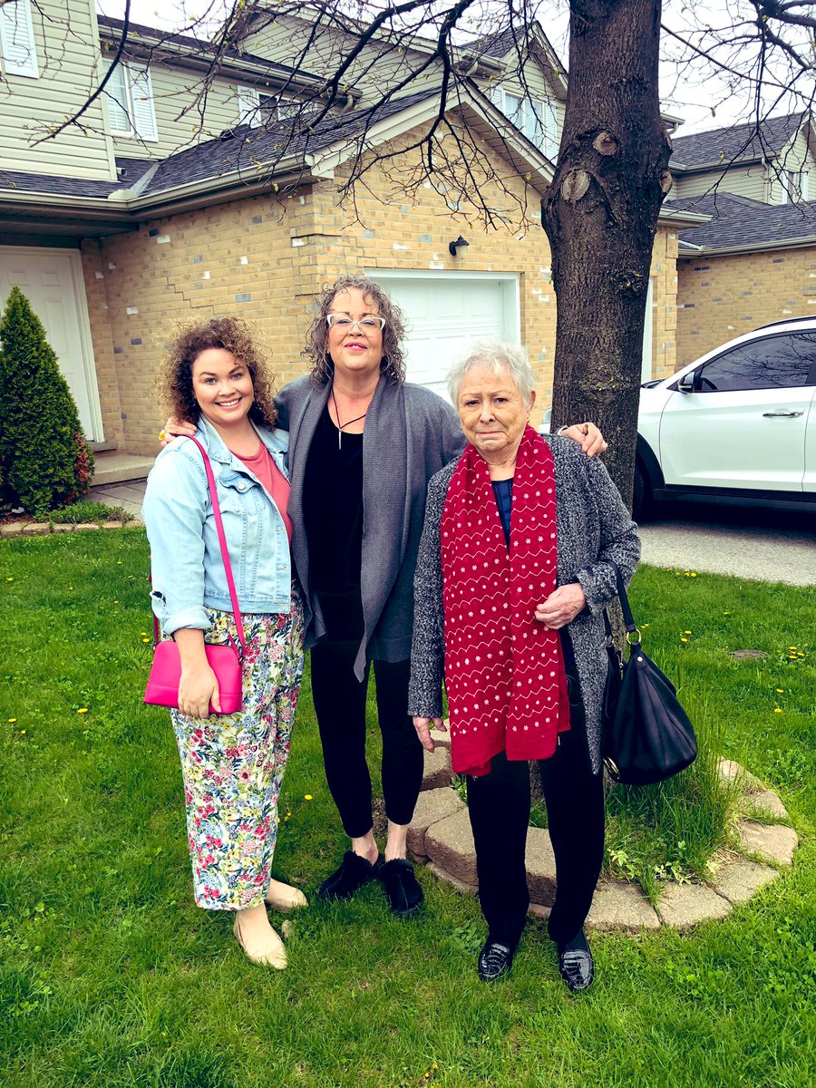 Great #MothersDay2019 with Mama and my Grandma Bunny💕