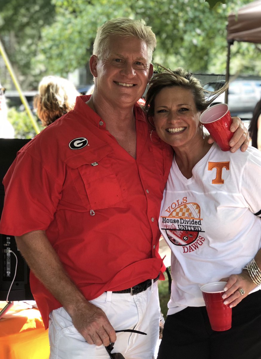 rhroper1's tweet photo. Happy Mother’s Day to an incredible women and the mother of my 4 amazing kids. You are such an incredible mom and I want to thank your for all the sacrifices and commitments you make to making all our lives special. We all love you very much!😘.Hope its a great day!  @RoperKrista https://t.co/c1LAAJi0sT