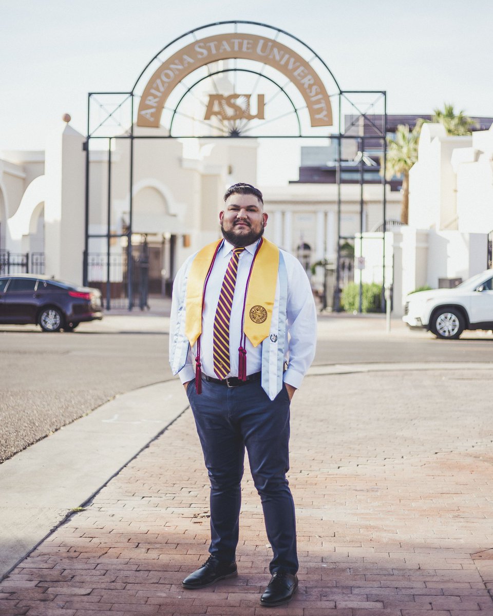 DiegoNachoAZ's tweet image. Congrats to all the @ASU grads! So proud of y'all, still get chills going to the Hispanic Convocation. Just seeing all the families being excited for their first time graduate!

And thank y'all for having me as your photographer.

 #ASUGrad #Immigrad #SunDevils #AZPhotographer