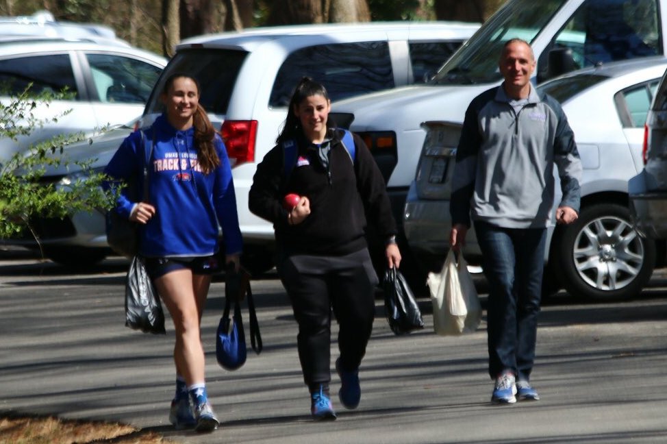 jleee9's tweet photo. Thank you @UMLTRACKCOACH for showing me your loser ways over the past 4 years. Kidding, but on a serious note, this experience has been more than anything I could have ever asked for #UnitedInBlue #UMLTF 💙 https://t.co/kpBDLFPzxk