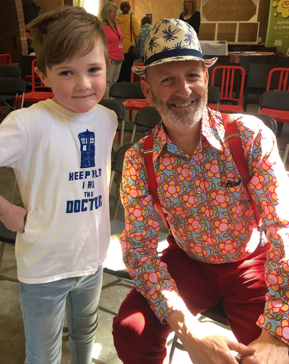 Archiesmaw's tweet photo. What a fantastic, fun, inspirational, sun-drenched 2 days at the Kids @bozzyfest @Dumfries_House . We’re soooo lucky to have this in East Ayrshire! Archie loved every minute - thank you @NickSharratt1 @KjartanPoskitt @fivekingdoms &amp; all the organisers. https://t.co/jZ81KoMgtx
