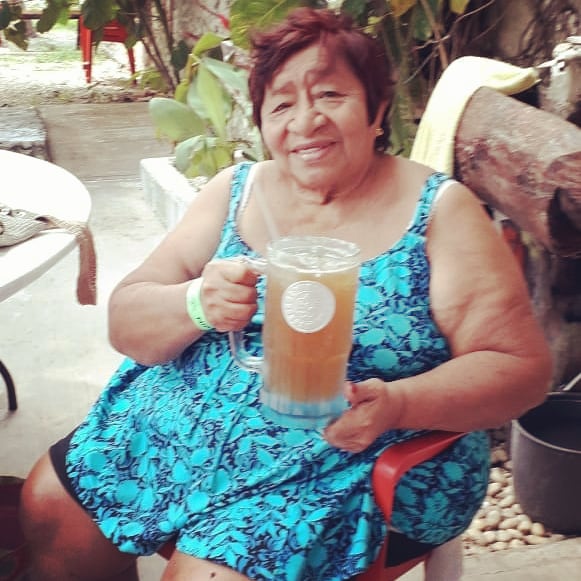 SoemyCauich's tweet photo. Alguien : Soe de donde heredaste el gusto por la cerveza y el tequila...
La Soe : 🤔🤔🤔
#AyLaAmo #Abole #PartyBole https://t.co/9FAD79qNsC