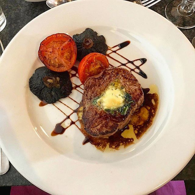 FigTreePenarth's tweet photo. Steak &amp; Champagne 🥂 Thank you @hannahwallx 📸 and friends for dining with us and taking superb photos to match our dining experiences. https://t.co/gfpeFARRix https://t.co/5AxeRwZqRj