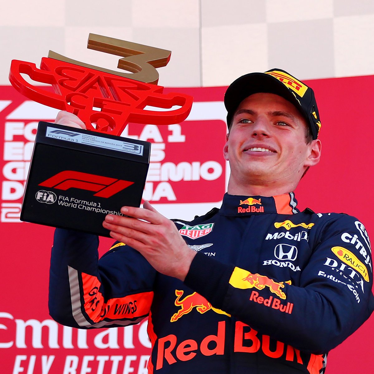 dburgersdijk's tweet photo. @ZiggoCompany @Max33Verstappen #zigGOmax ben onwijs trots op wat hij elke keer weer laat zien. Max stijgt boven zijn matriaal uit. Nu al zijn beste seizoensopening sinds hij begon duidelijk wordt hij steeds sterker ๐๐๐ nu nog de juiste auto en hij wordt echt wereldkampioen ๐๐๐พ๐๐พ๐๐๐ #ProudMaxFan https://t.co/jeyDQnToVQ