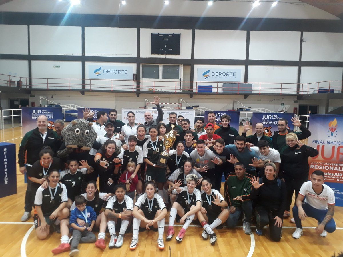 torneojuar's tweet photo. #FinalesJUR #Pentacampeones
#DaleCampeón
¡La @unlam una vez más, campeona de la Copa JUR!
990 puntos.
¡Felicitaciones! https://t.co/65CeYmZivI