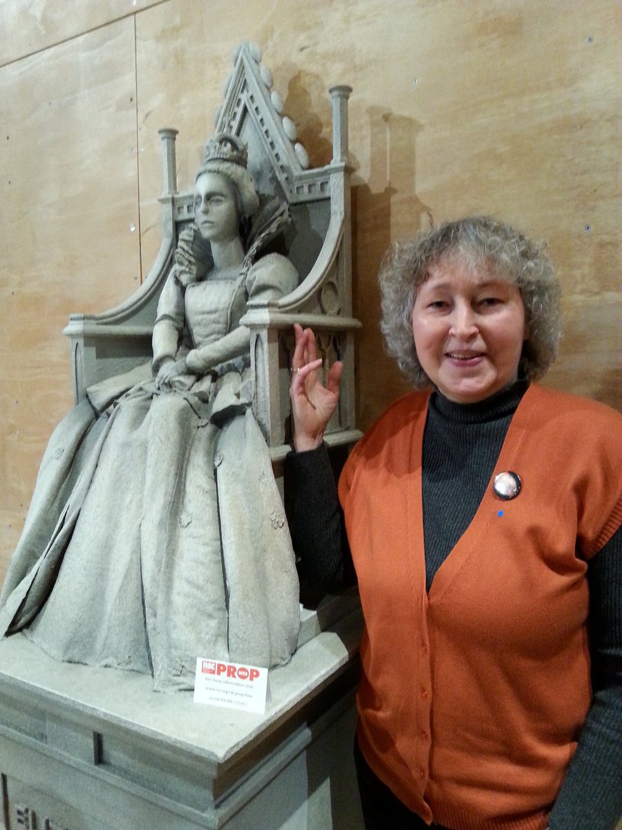 BrigitteUhrmann's tweet photo. Wonderful to meet @HilaryMcGowan and finally get to know @BickleyLouise in person at @RSC Showcase Day. Mesmerized by background information about the secrets of set design and live music. Insight into the missions of Education. Great fun to pose with props from #RSCMerryWives https://t.co/LBXsepJG4K