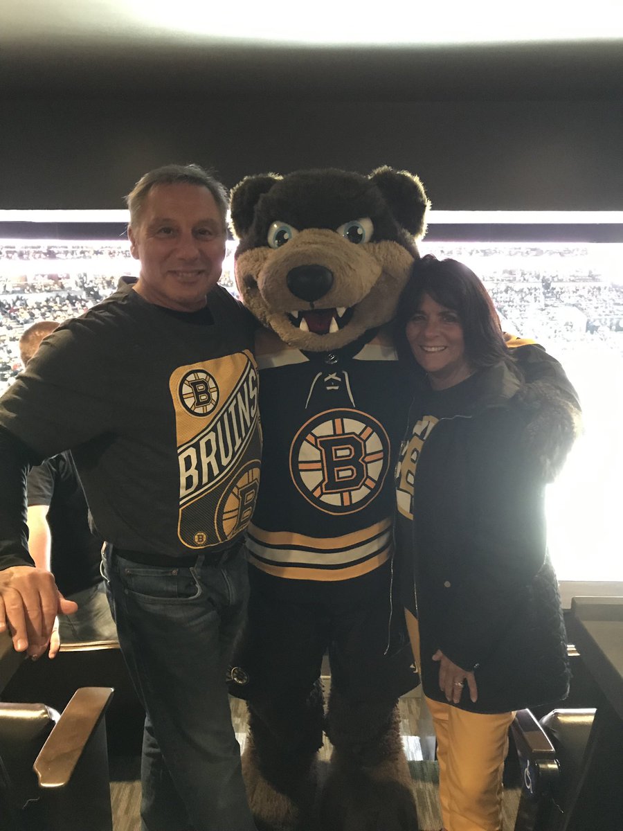 schoolqueen11's tweet image. #nhlbruins