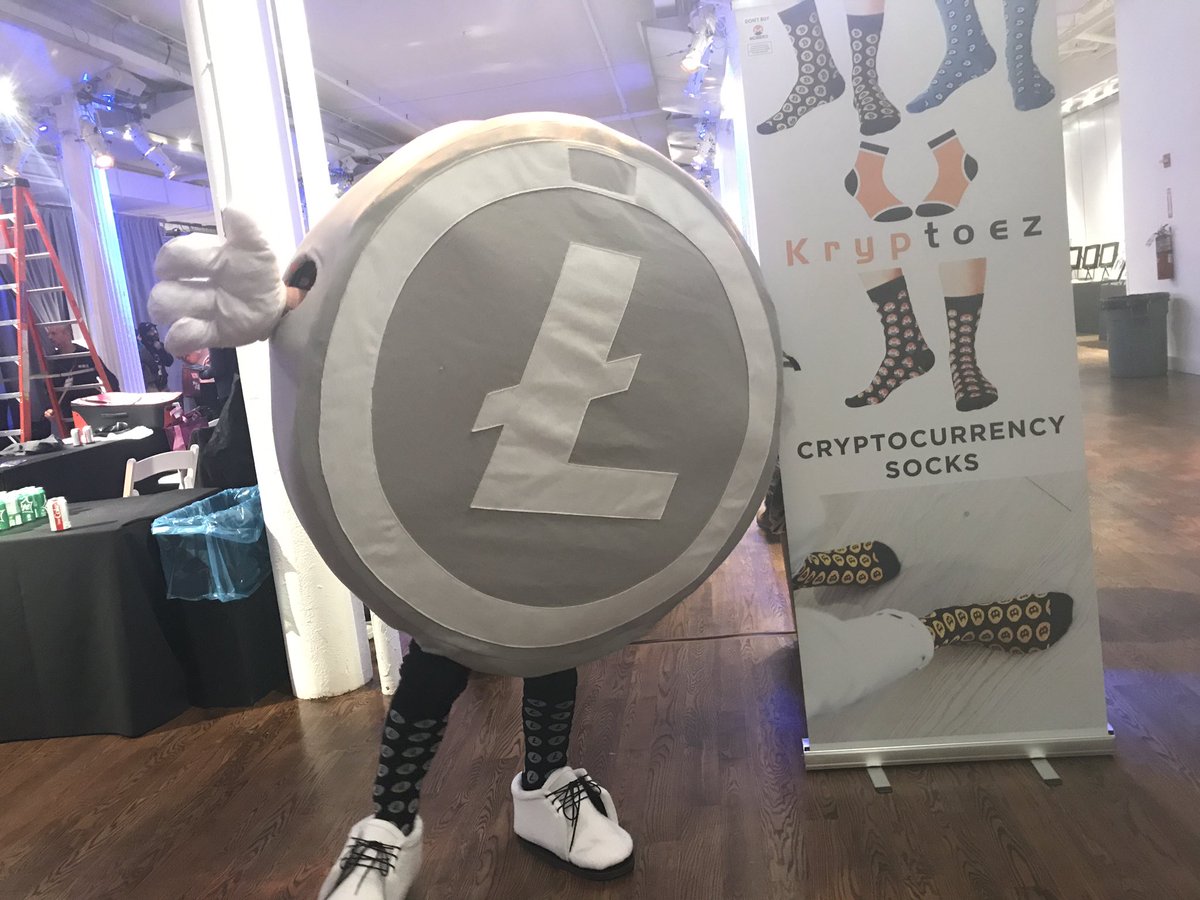 kryptoez's tweet photo. .@cryptomascots with matching socks! #Bitcoin #Litecoin #MCC2019 https://t.co/DWnDF2J5W0