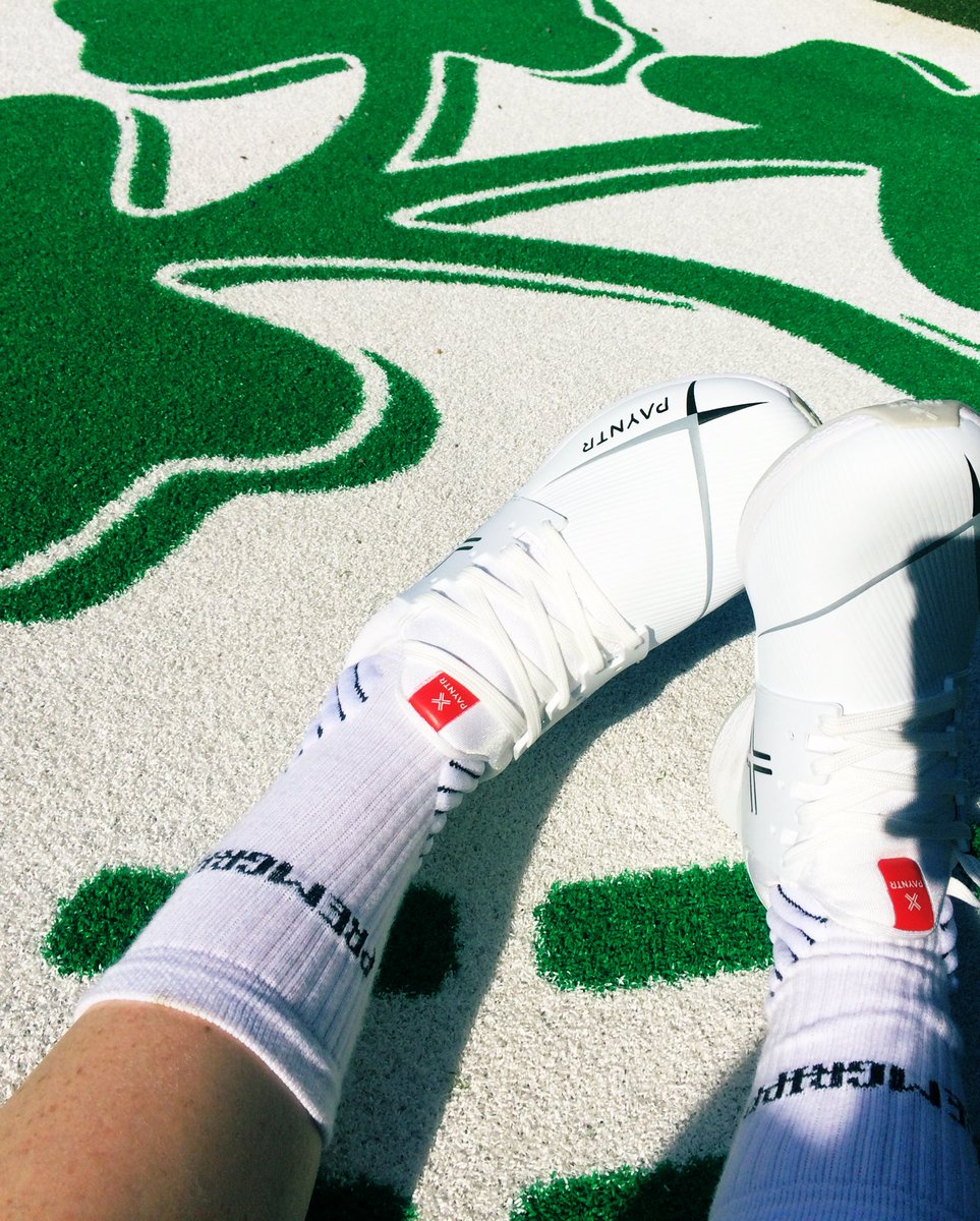 Fresh white combo for the new season thanks to @premgripp and <a href="/PayntrCricket/">PAYNTR™ Cricket</a> ✨ 🏏