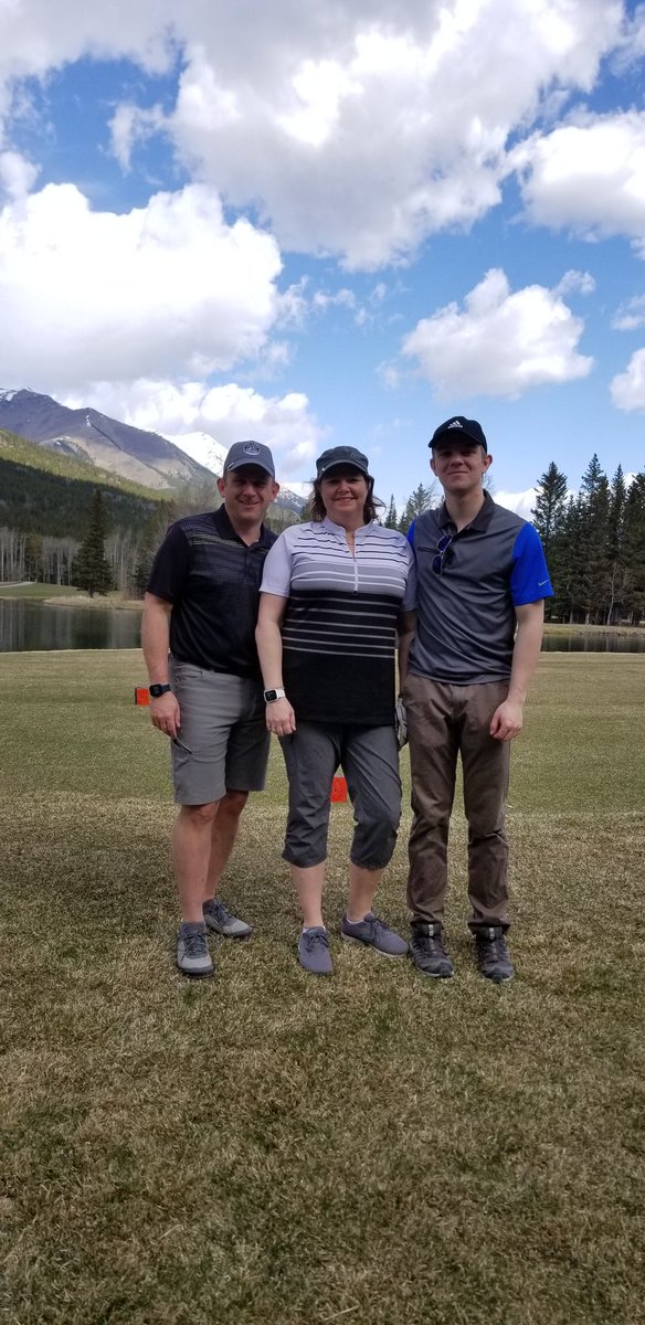 ScotchCanmore's tweet photo. Getting ready to #PlayTheK @KananaskisGolf #MtLorette with @Aloonaroo and @cloudy_canmore https://t.co/6nGrQUfOir