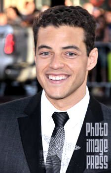 Happy Birthday Wishes going out to Rami Malek!       