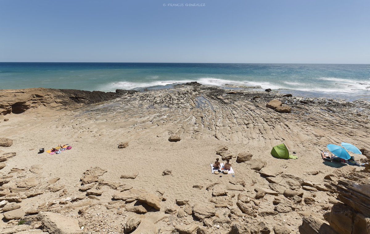 Cala del Moro, Torrevieja 🇪🇸 #torrevieja #torreviejaturismo #alicante #alicanteturismo #alicantegram #alicantemolamucho #alacant #comunidadvalenciana #spain #travel #landscapephotography #stockphotos #microstock #eyeem #alamy #getty #adobestock #shutterstock #istock