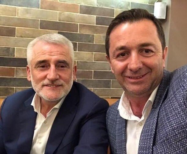 Azemsad's tweet photo. Iftar me kryetarin! https://t.co/jUrjWJWOwf